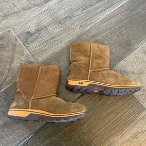 Uggs Boy Size 3